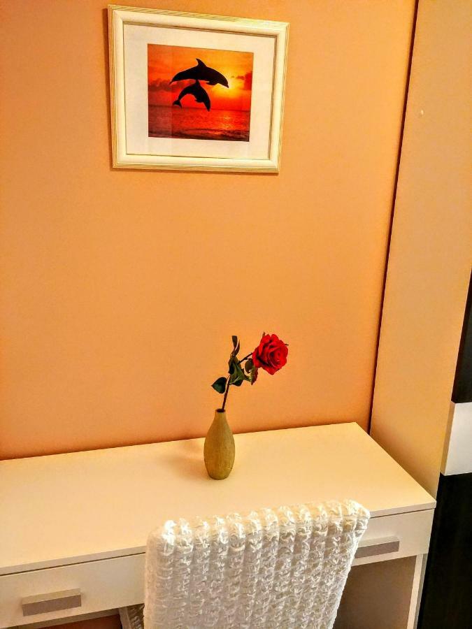 Beautiful 2 Bedroom 2 Bathroom Sea View Apartman *